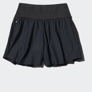 Uniqlo Women's Black Airism Athletic Shorts